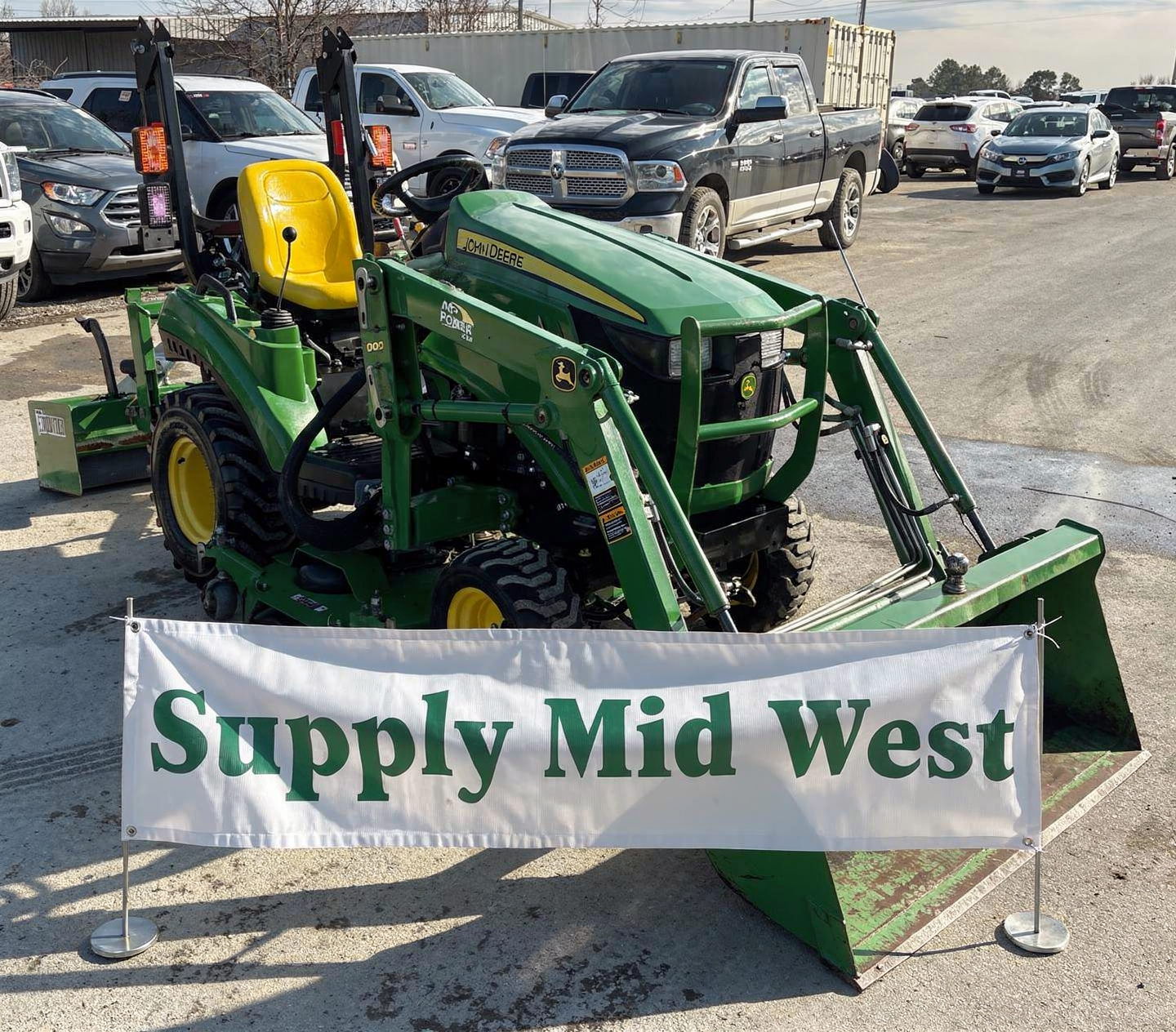 2014 John Deere 1023E MFWD Tractor thumbnail 4