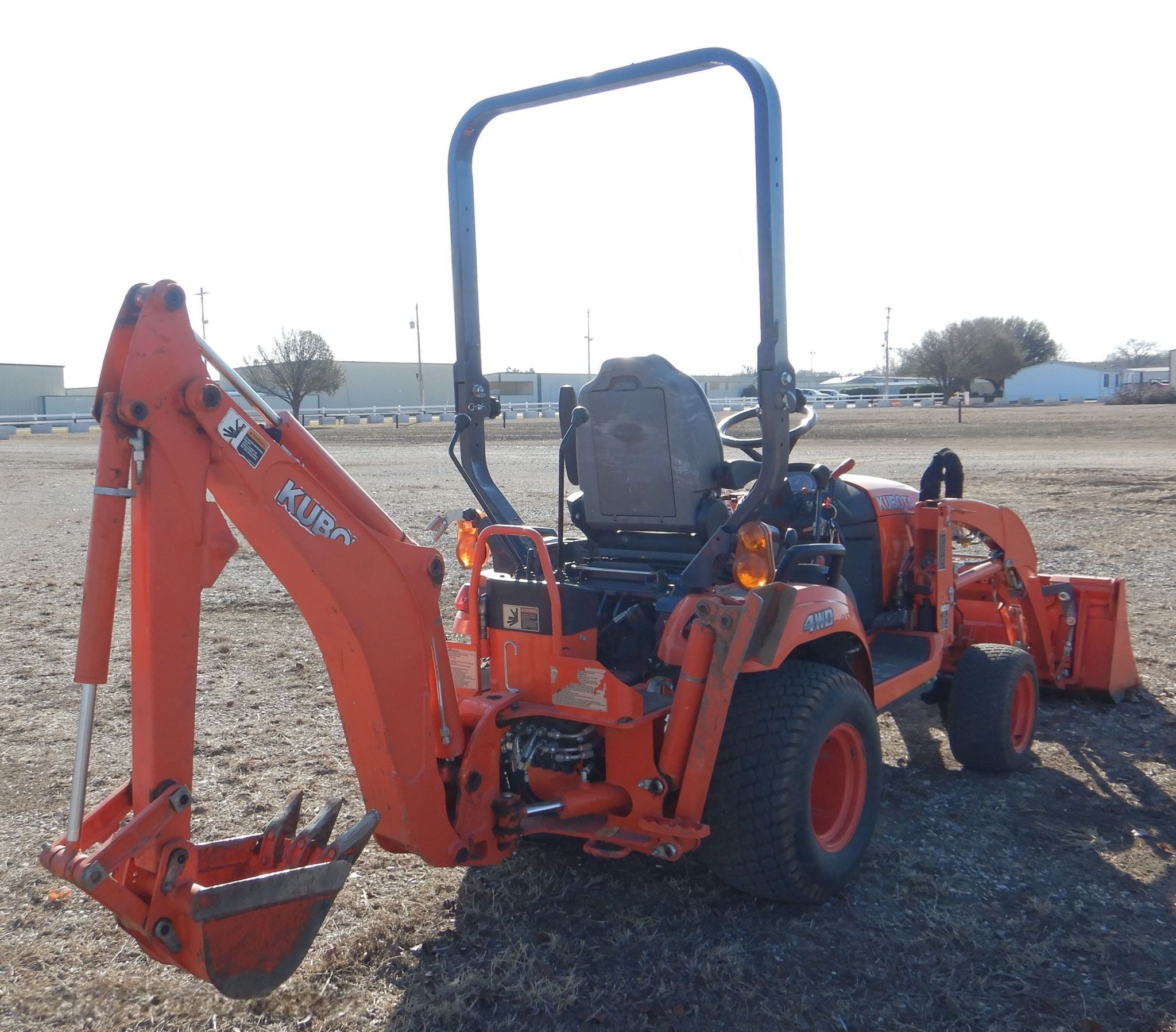 2018 Kubota BX23S Backhoe thumbnail 3