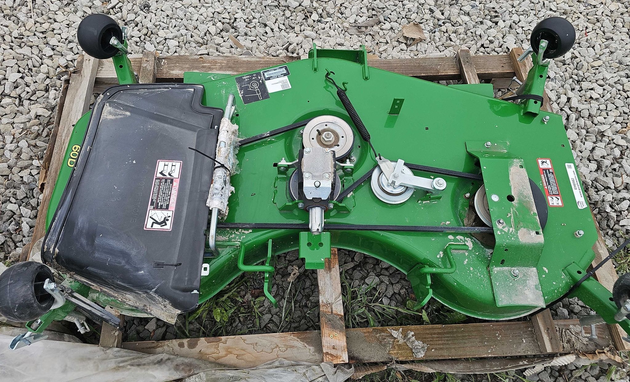 2021 John Deere AutoConnect 60D Mower Deck thumbnail 3